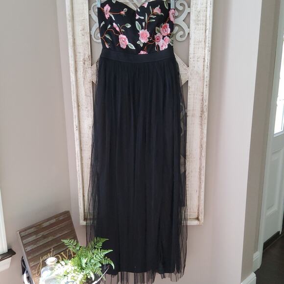 The Sang Women's Chiffon High Slit Strapless Maxi Dress in Black Floral - Picture 6 of 13